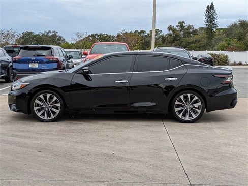 Used 2021 Nissan Maxima Platinum w/ Sport Mat Group image 9