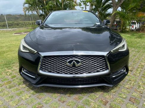 Used 2017 INFINITI Q60 3.0t Sport RWD image 2
