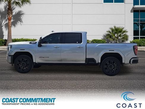 Certified 2024 GMC Sierra 2500 AT4 w/ AT4 Premium Plus Package AWD/4WD image 9