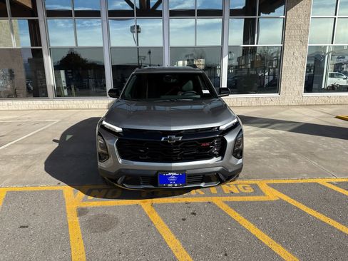 New 2026 Chevrolet Equinox RS w/ Convenience Package III image 2