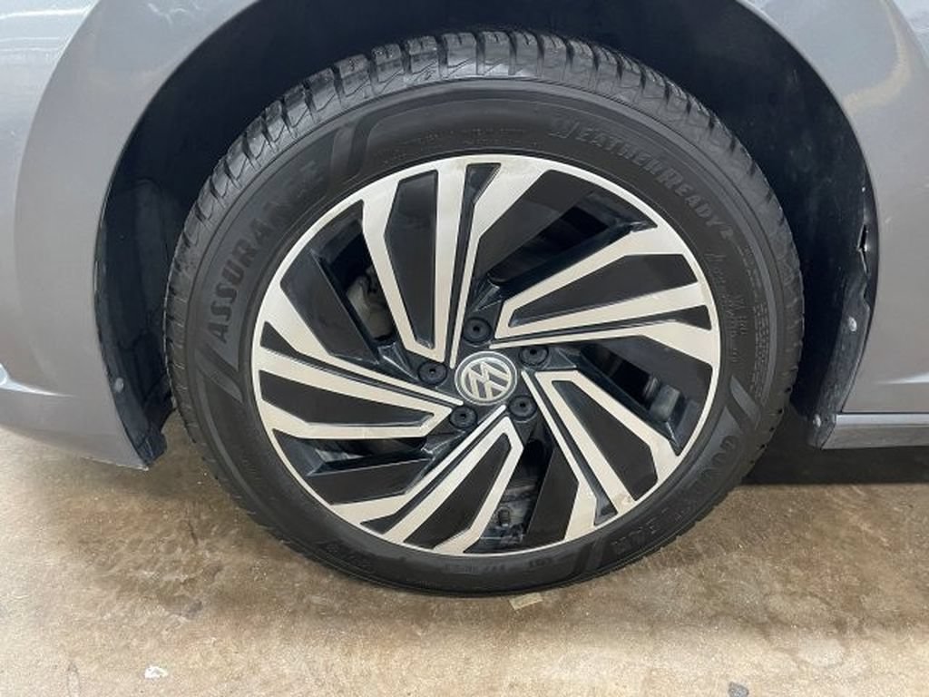 Used 2020 Volkswagen Jetta SEL FWD image 4