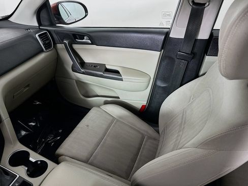 Used 2021 Kia Sportage LX AWD/4WD image 22