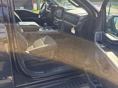 Used 2026 Ford F150 XLT w/ Equipment Group 302A MID AWD/4WD image 17