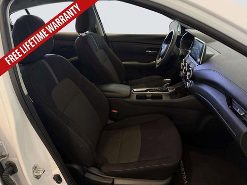 Used 2024 Nissan Sentra SV FWD image 30