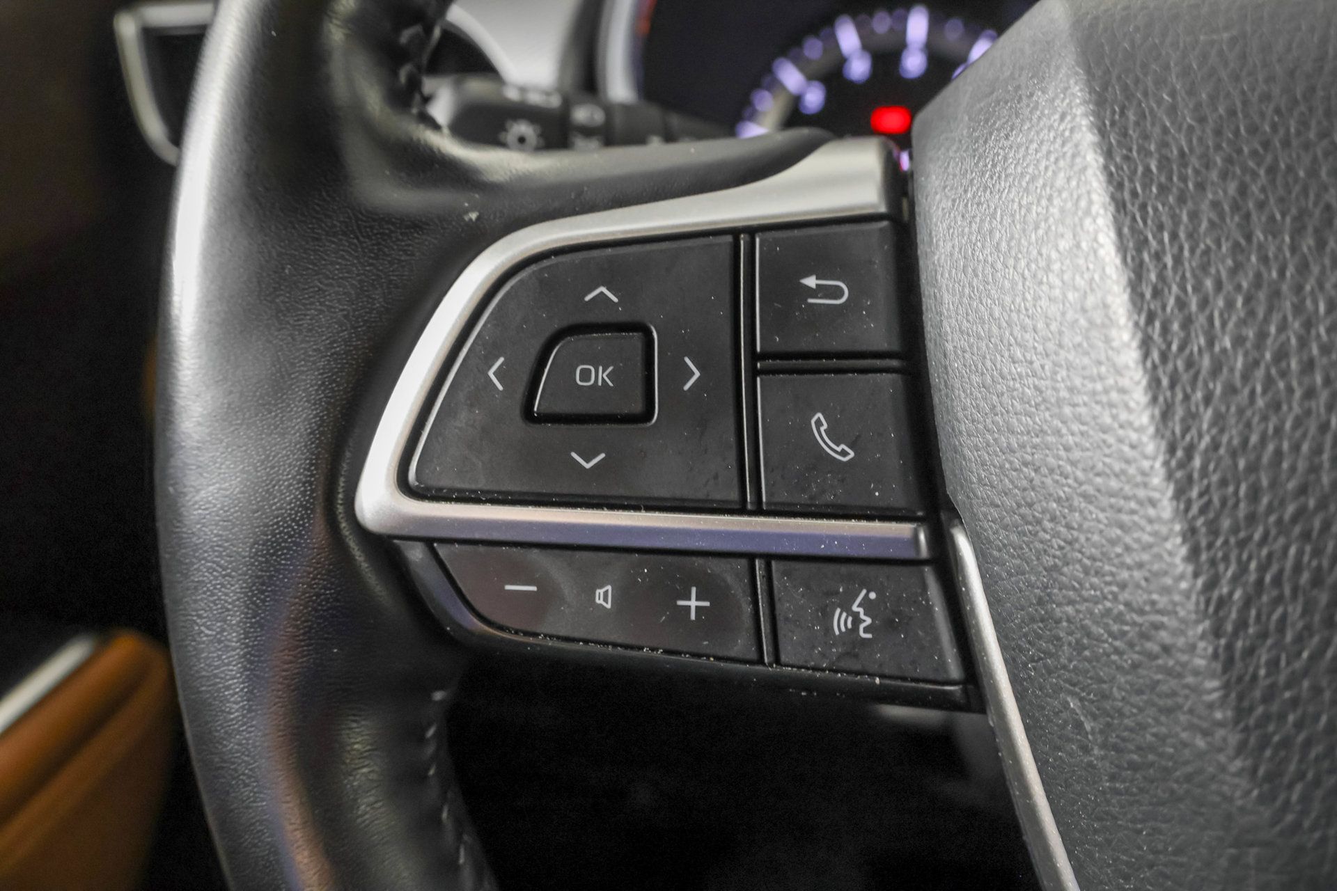 Used 2022 Toyota Highlander Platinum AWD/4WD image 28