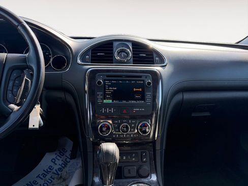 Used 2016 Buick Enclave Leather image 11