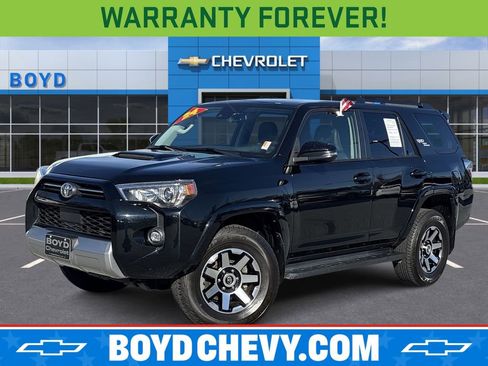 Used 2024 Toyota 4Runner TRD Off-Road Premium image 1