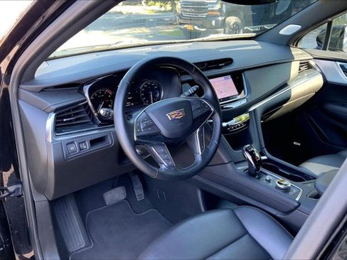 Used 2025 Cadillac XT5 Premium Luxury AWD/4WD image 14