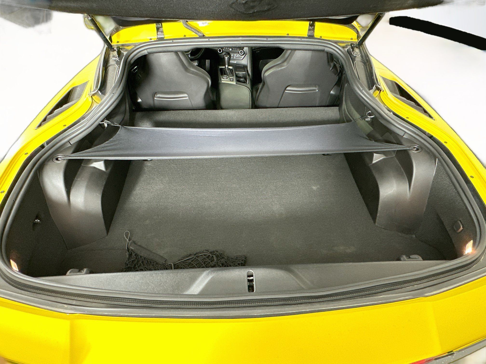Used 2019 Chevrolet Corvette Stingray Coupe RWD image 25