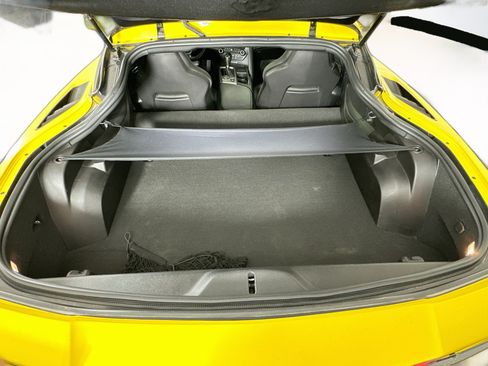 Used 2019 Chevrolet Corvette Stingray Coupe RWD image 25