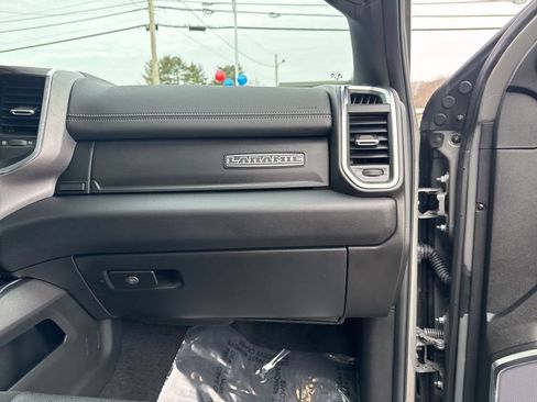 Used 2026 RAM 2500 Laramie image 32