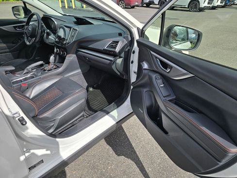 Used 2023 Subaru Crosstrek 2.5i Limited AWD/4WD image 12