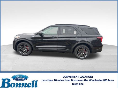 New 2026 Ford Explorer ST-Line w/ ST-Line Street Pack image 2