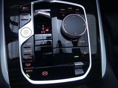 Used 2024 BMW X7 xDrive40i w/ Climate Comfort Package AWD/4WD image 20
