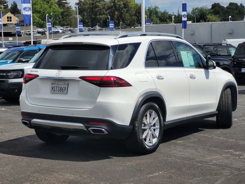 Used 2025 Mercedes-Benz GLE 350 4MATIC image 3