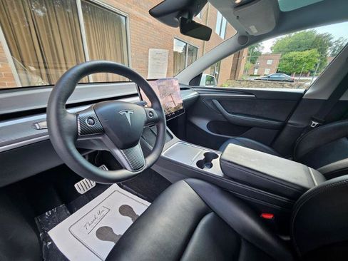 Used 2023 Tesla Model Y Performance AWD/4WD image 39