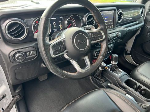 Used 2022 Jeep Wrangler Unlimited Rubicon w/ Trailer Tow Package image 23