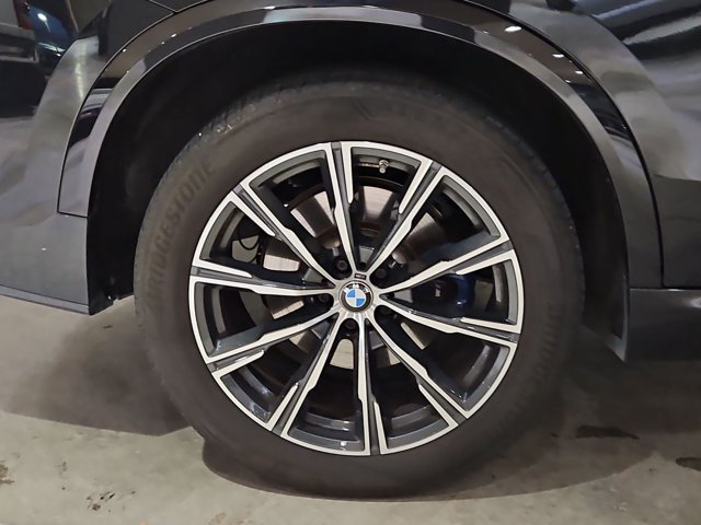 Used 2024 BMW X5 sDrive40i w/ M Sport Package RWD image 18