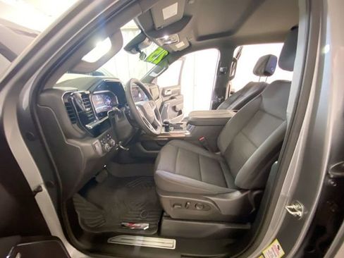 Used 2025 Chevrolet Silverado 1500 LT Trail Boss w/ Convenience Package II image 24