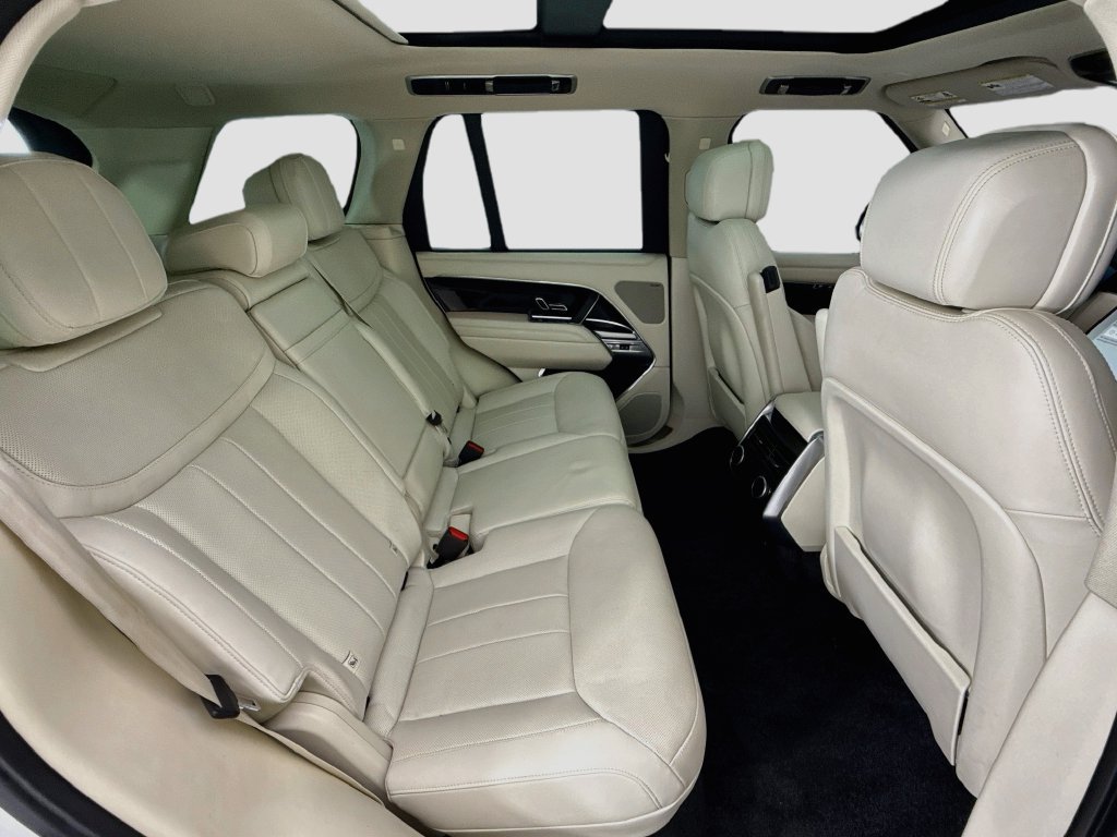 Used 2023 Land Rover Range Rover SE AWD/4WD image 21
