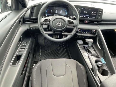 New 2026 Hyundai Elantra Sport image 30