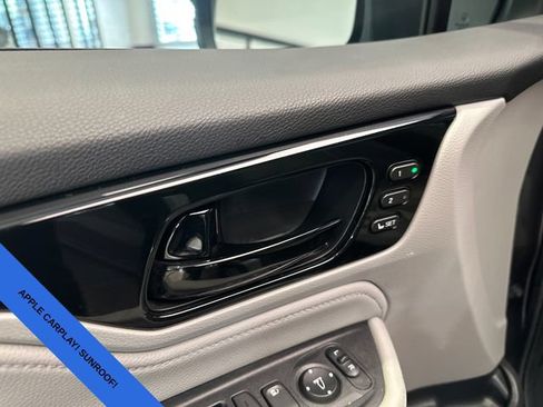 Used 2023 Honda Odyssey Touring image 10