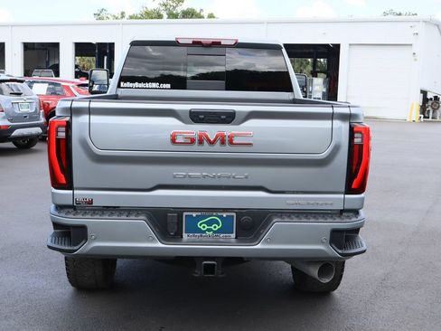 Certified 2025 GMC Sierra 2500 Denali w/ Denali Reserve Package AWD/4WD image 8