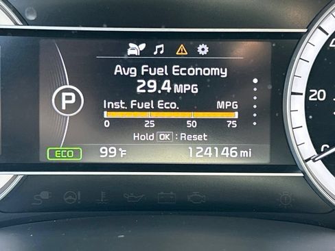 Used 2019 Kia Niro LX FWD image 22