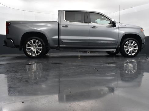 Used 2024 Chevrolet Silverado 1500 High Country image 39