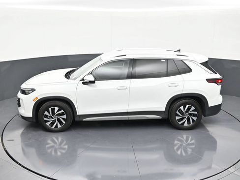 Used 2026 Volkswagen Tiguan S FWD image 13