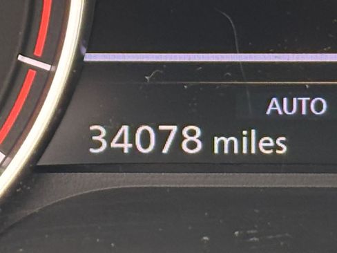 Used 2025 Nissan Rogue SV image 42