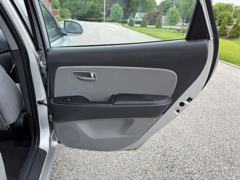 Used 2009 Hyundai Elantra GLS FWD image 37
