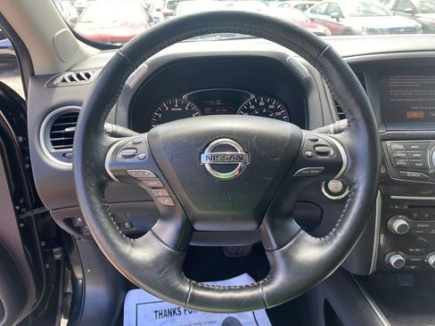 Used 2020 Nissan Pathfinder SL AWD/4WD image 15