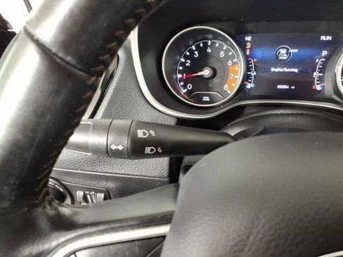 Used 2021 Jeep Compass Limited AWD/4WD image 19