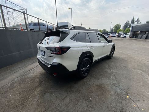Used 2023 Subaru Outback Onyx Edition AWD/4WD image 6