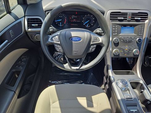 Used 2020 Ford Fusion S FWD image 15