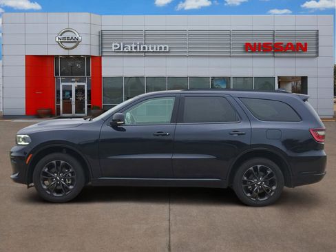 Used 2025 Dodge Durango GT AWD/4WD image 3