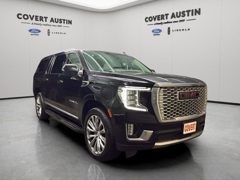 Used 2021 GMC Yukon XL Denali w/ LPO, Illumination Package image 7