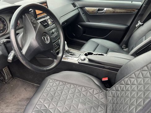 Used 2008 Mercedes-Benz C 350 Sport image 3
