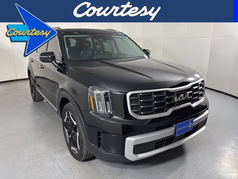 Used 2025 Kia Telluride S AWD/4WD image 1