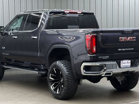 Used 2026 GMC Sierra 1500 SLT AWD/4WD image 3
