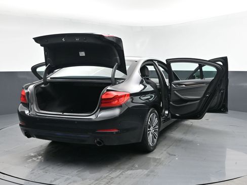 Used 2019 BMW 530i xDrive w/ Convenience Package image 29