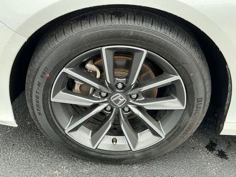 Used 2021 Honda Accord EX-L image 11