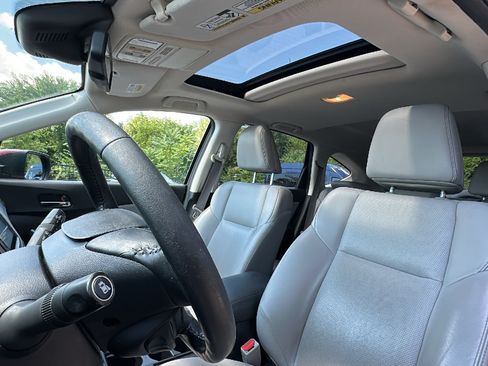 Used 2015 Honda CR-V Touring image 14