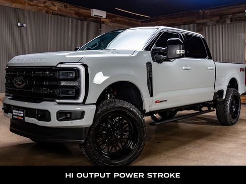 Used 2026 Ford F250 Platinum image 5