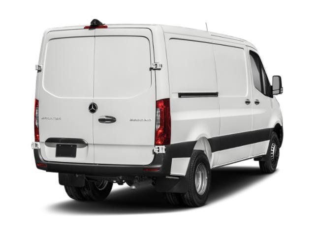 Used 2024 Mercedes-Benz Sprinter 3500 image 2