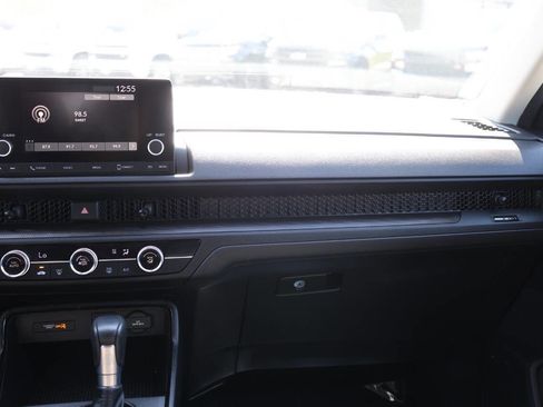 Used 2025 Honda CR-V LX image 24