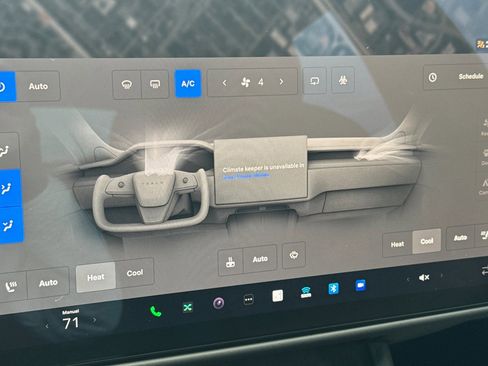 Used 2022 Tesla Model S AWD image 25