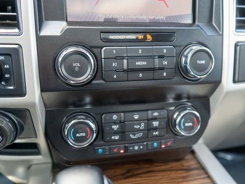 Used 2020 Ford F150 Lariat AWD/4WD image 28