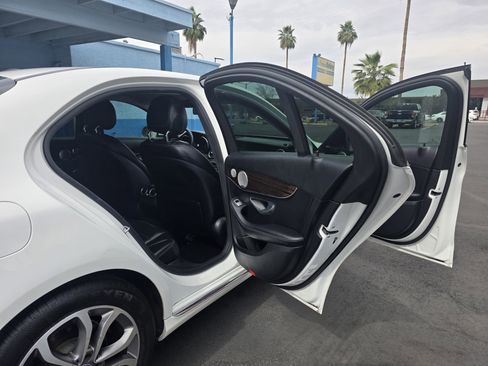 Used 2017 Mercedes-Benz C 300 Sedan w/ Premium 4 Package image 21